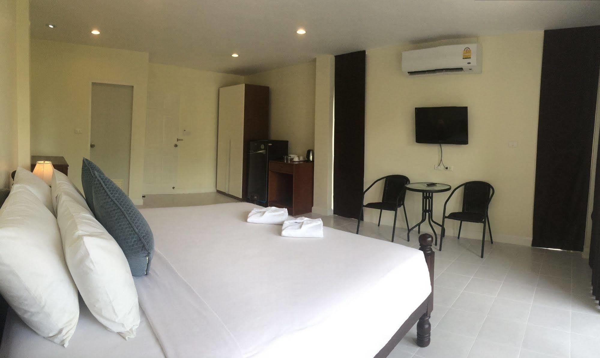 Glitter House Apartment Phuket Luaran gambar